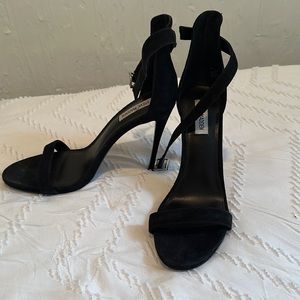 Steve Madden heels! Only worn 1 time.